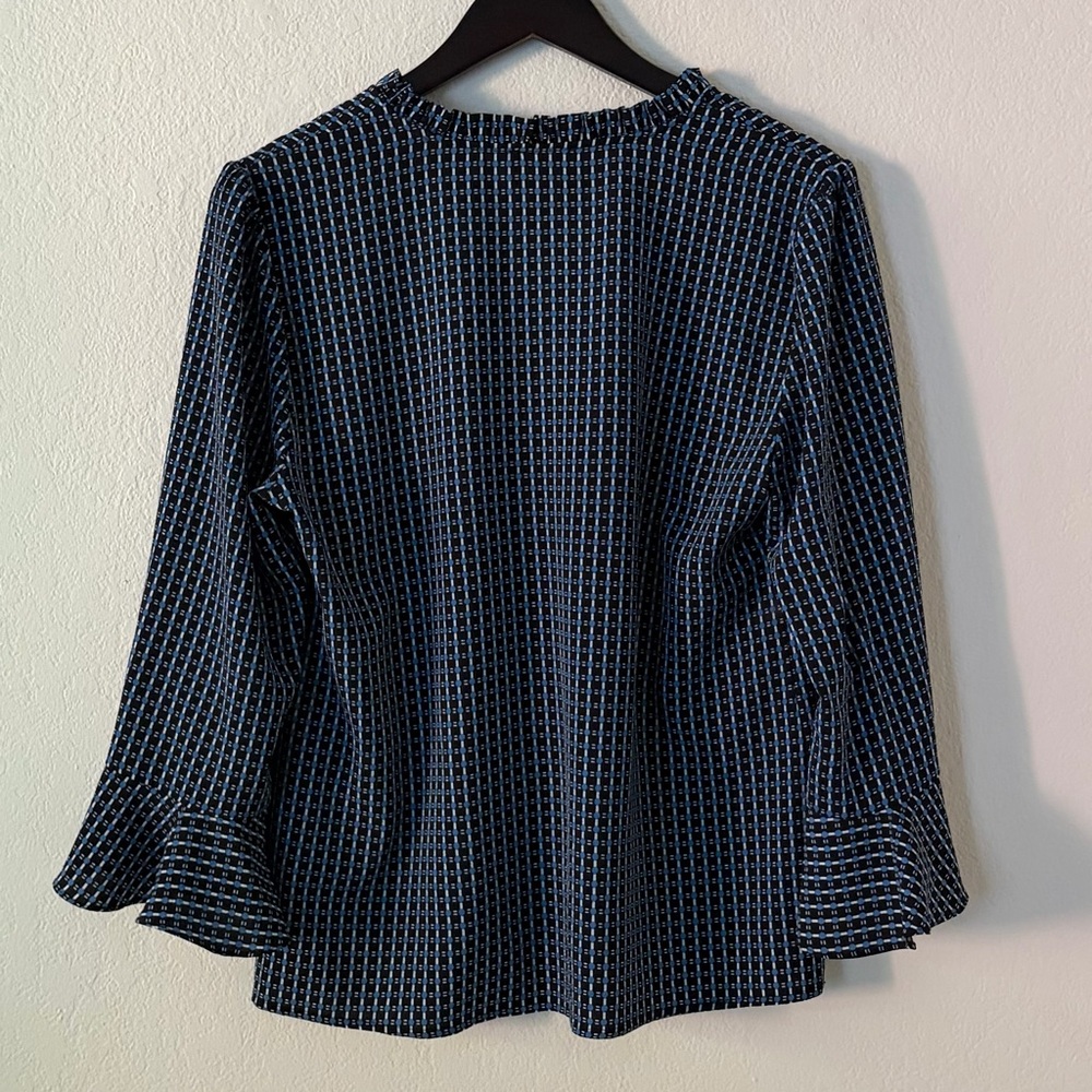 CECE Women’s Garden Geo Bell Ruffled Sleeve V‑Neck Blouse – Size Medium - Picture 2 of 8